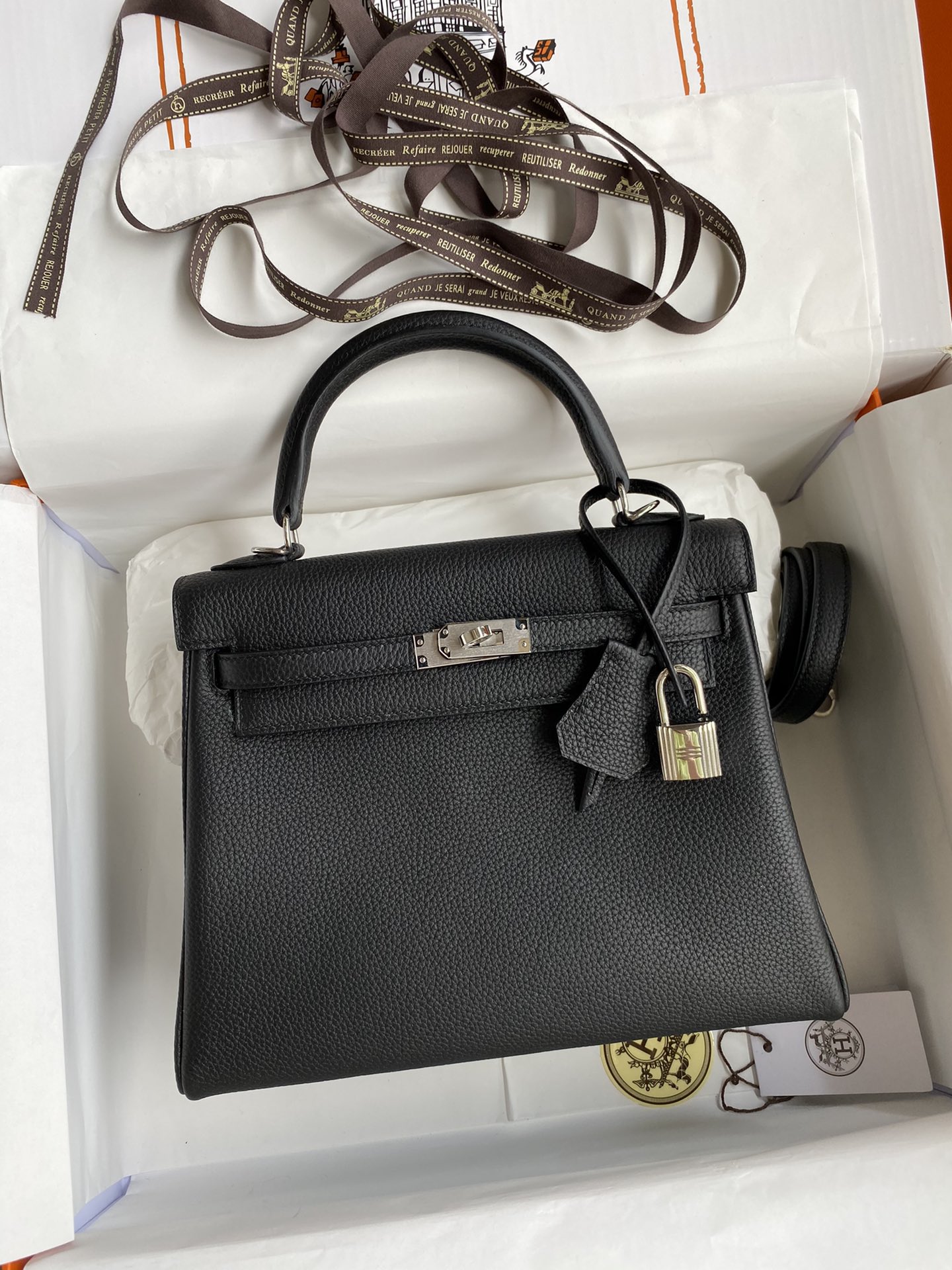 Hermes Kelly 25cm Handbag Shoulder Bag in Black Togo Leather